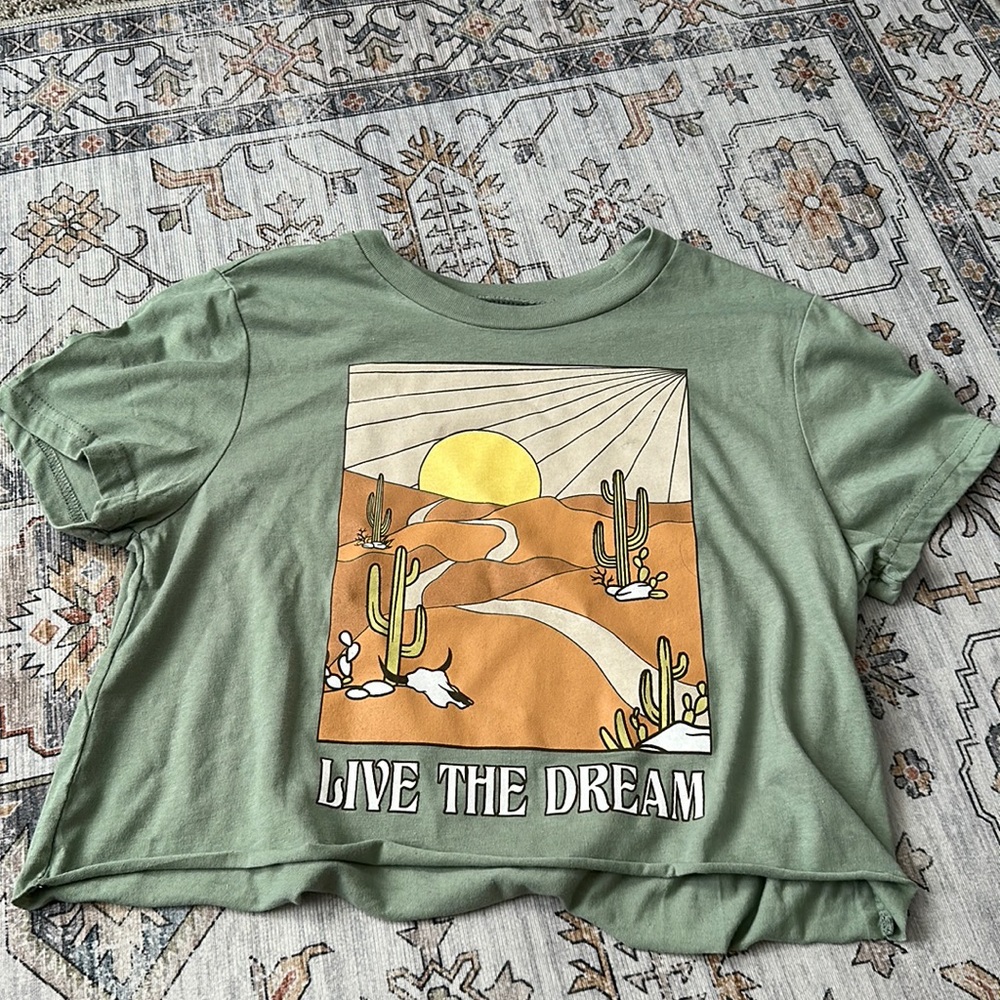 Crop Top, “Live The Dream”, size Medium